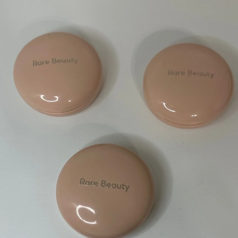 Rare Beauty Highlighter Trio - Picture 2 of 10
